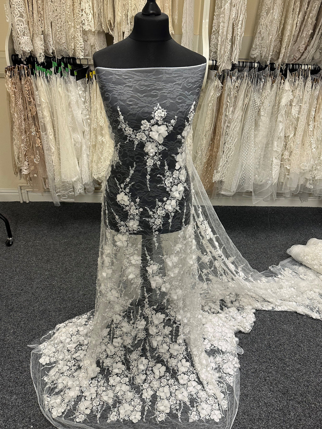 Ivory 3D Bridal Lace  Fem