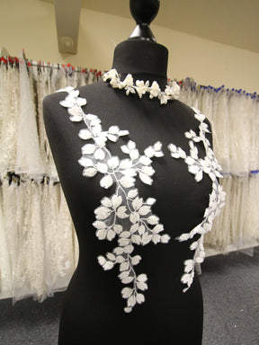 Ivory Beaded Lace Appliques - Buttercup