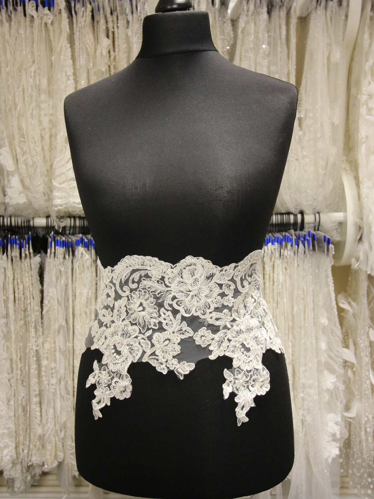 Ivory Beaded & Corded Lace Trim - Victoria