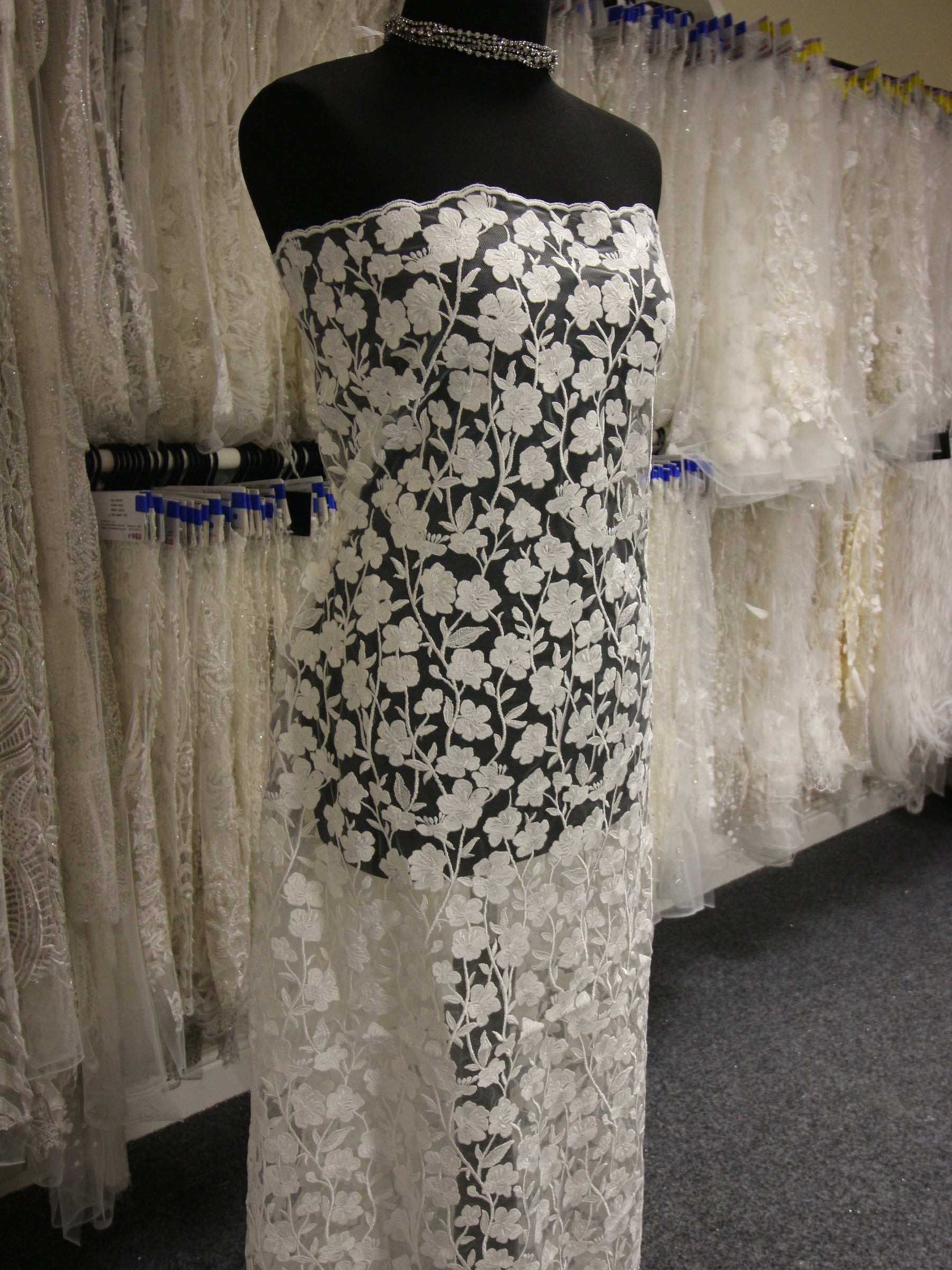 Ivory Embroidered Lace - Absolon