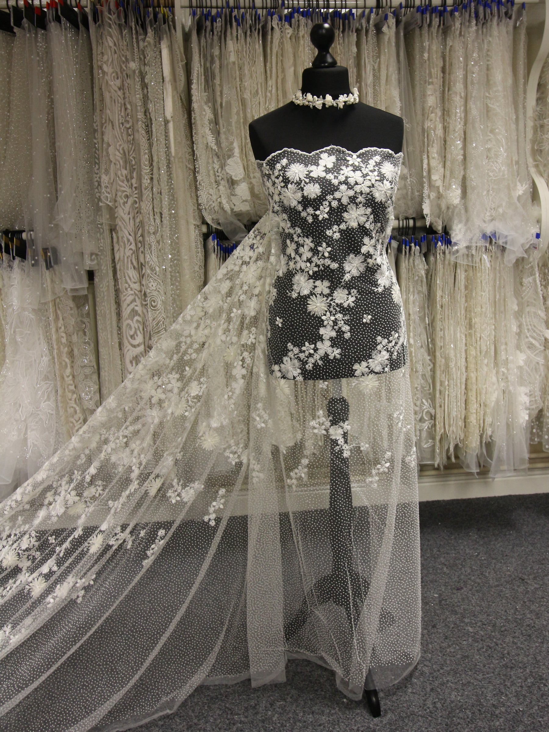 Embroidered clearance lace dress