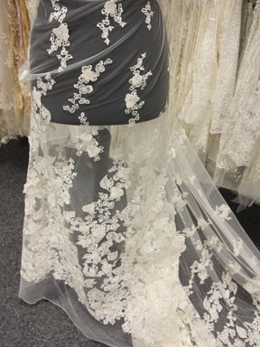 Ivory 3D Embroidered Lace - Hunter