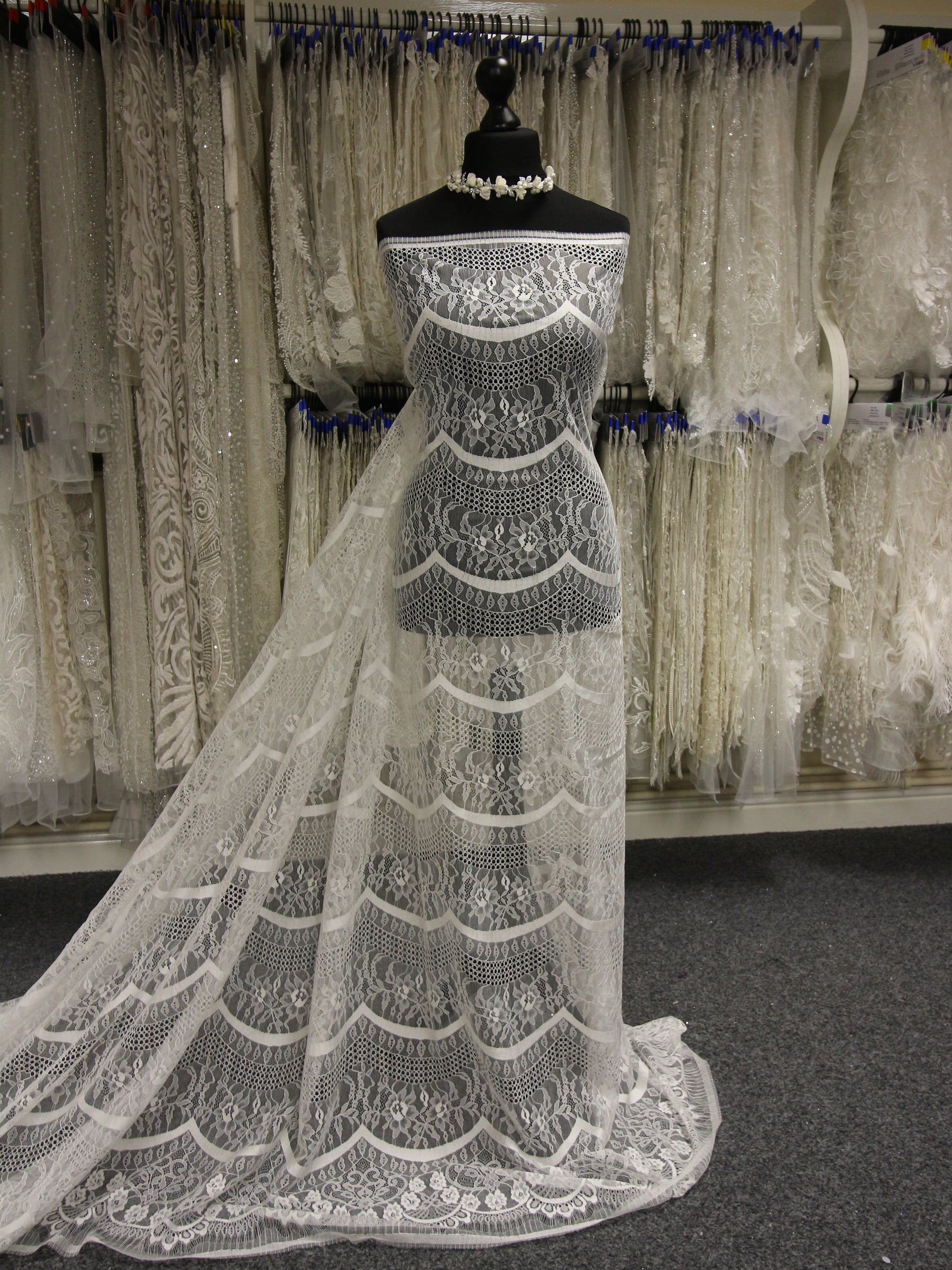 dress stores in moa Ivory Raschel Lace