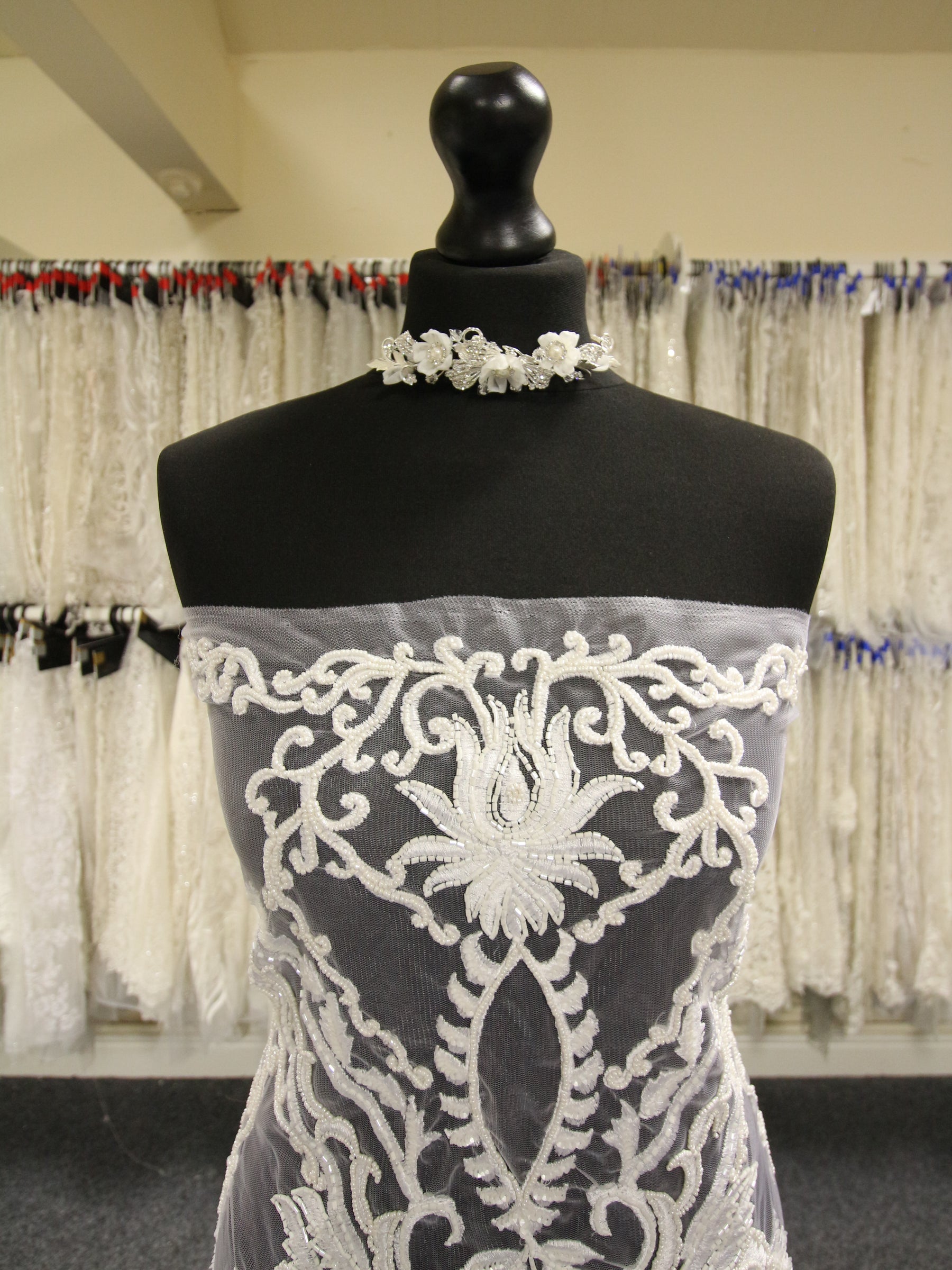 Ivory Embroidered Lace - Secora