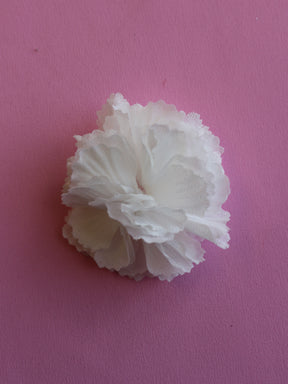 Ivory Chiffon Flower – Allysum (Bags of 12)