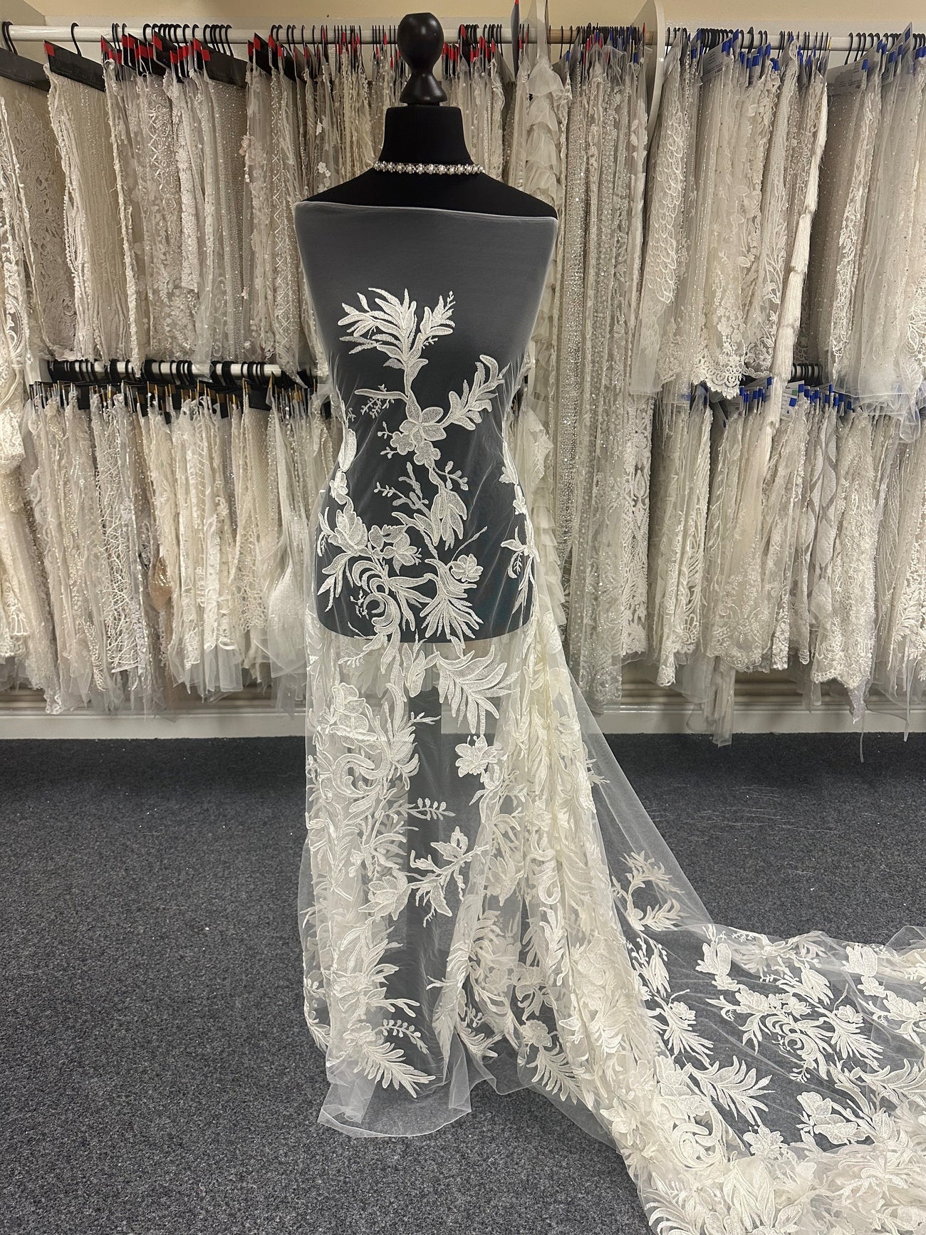 Ivory Corded Lace Acantha