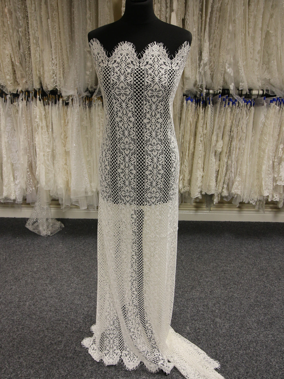 Ivory Corded Lace - Donna