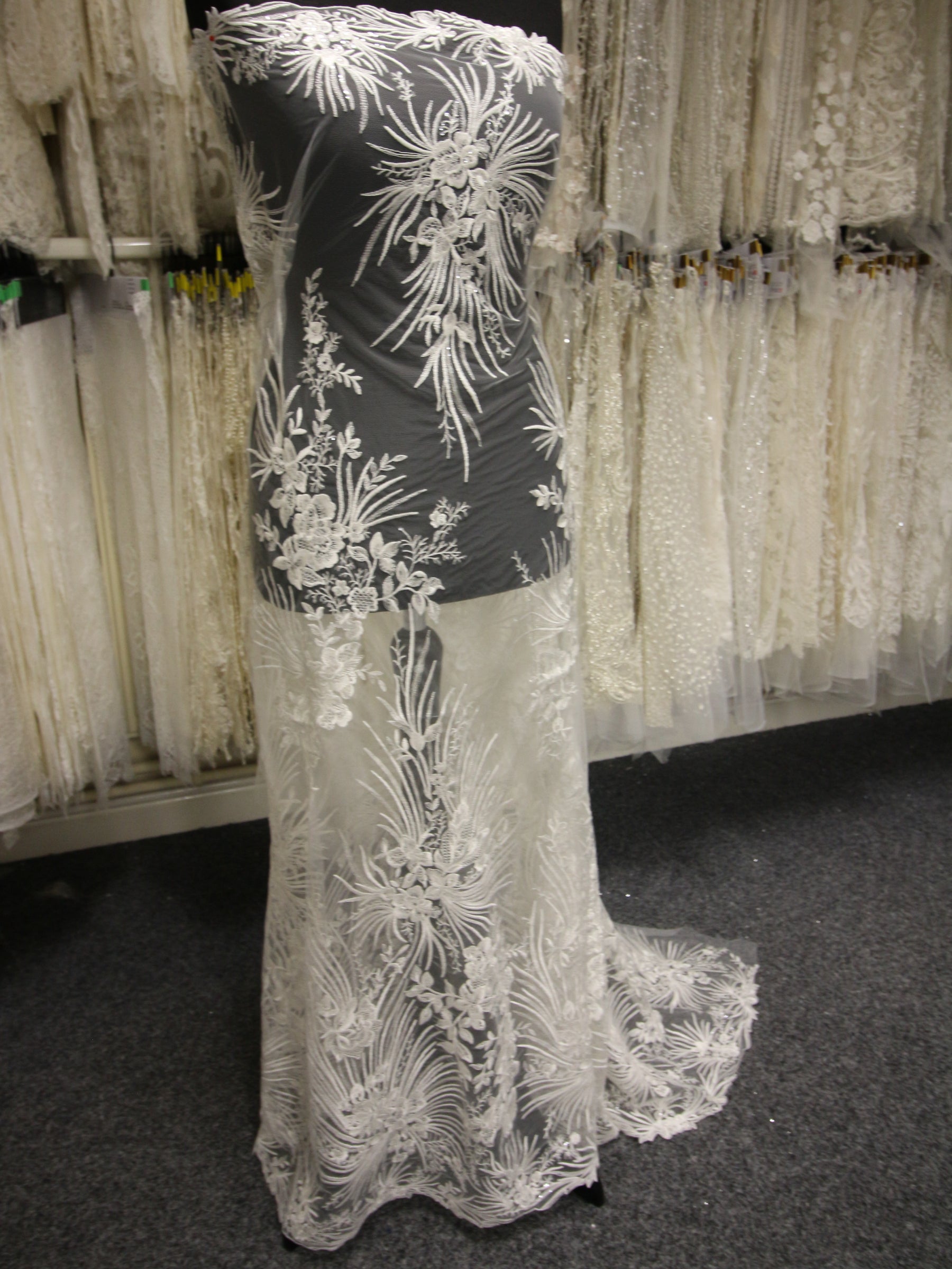 Ivory Embroidered Lace - Beluga