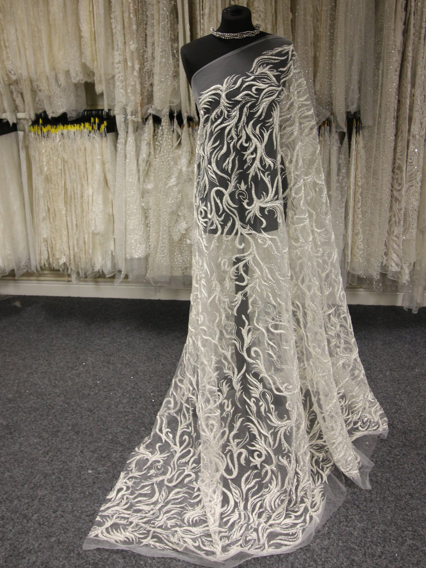 Ivory Glitter Lace Argonaut