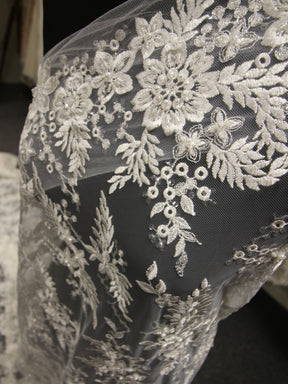 Ivory Embroidered Lace – Antonia