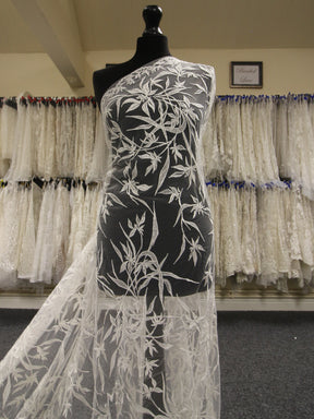 Ivory Embroidered Lace - Dacio