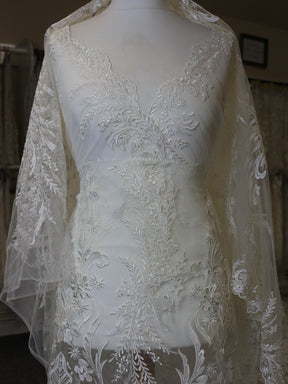 Ivory Embroidered Lace - Floriseta