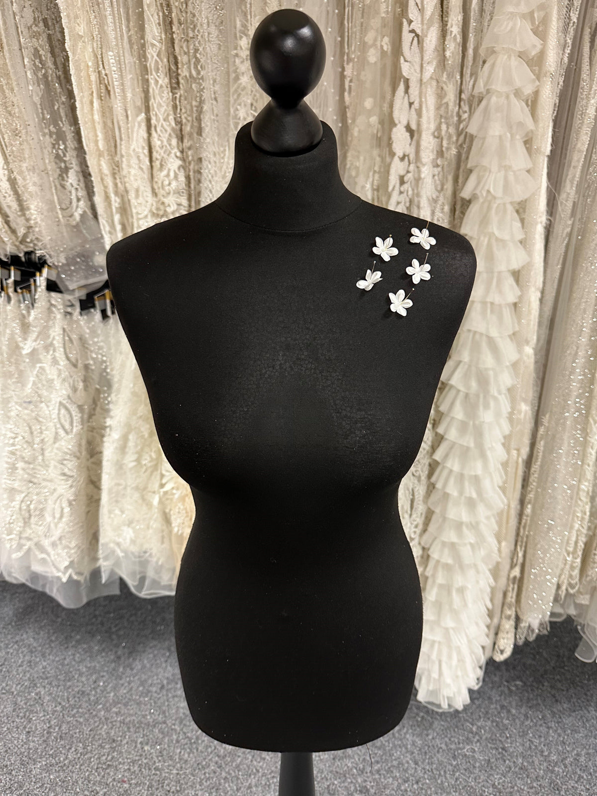 Ivory Satin Flowers - M13 (Bag of 144)