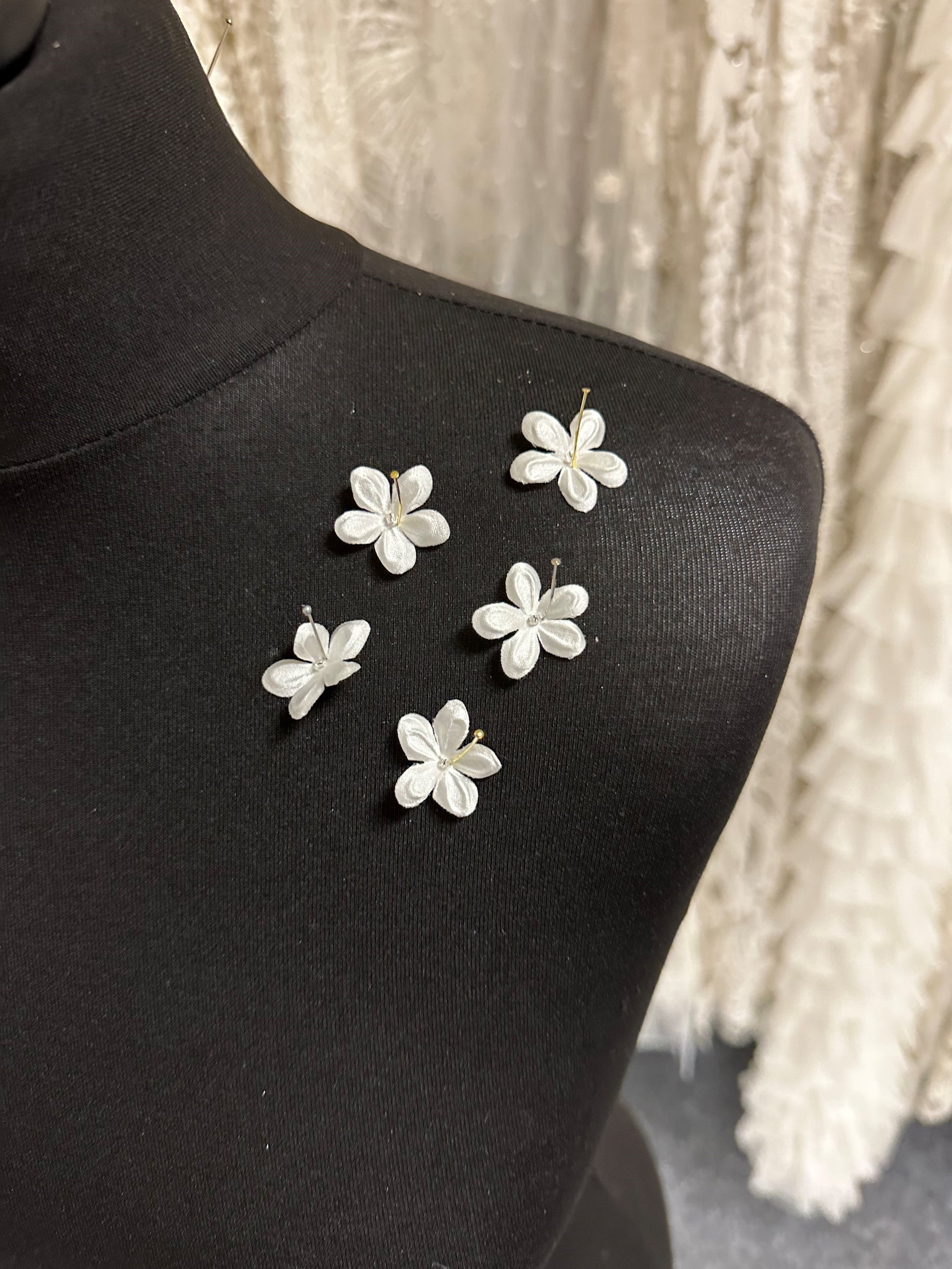 Ivory Satin Flowers - M13 (Bag of 144)