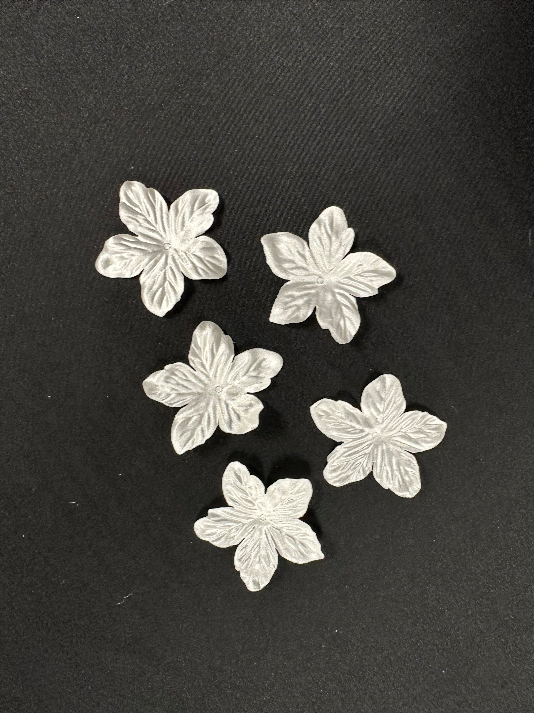 Ivory Eco Satin Flowers - MM0038 (Bag of 144)
