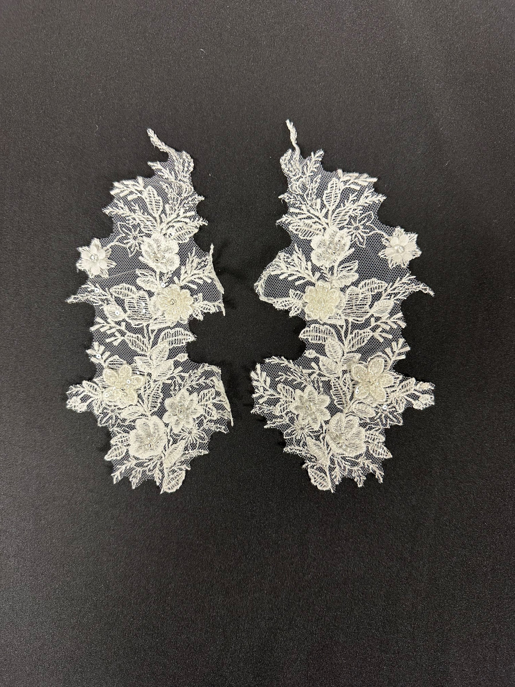 Ivory Beaded Lace Appliques - MT4014