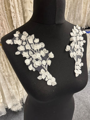 Ivory Embroidered Lace Appliques - MT6004