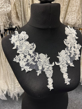 Ivory Floral Lace Appliques - MT6008