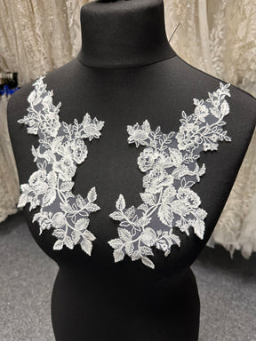 Ivory Floral Lace Appliques - MT8016