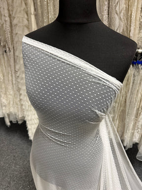 Ivory Spotted Tulle - Madelaine (CF)