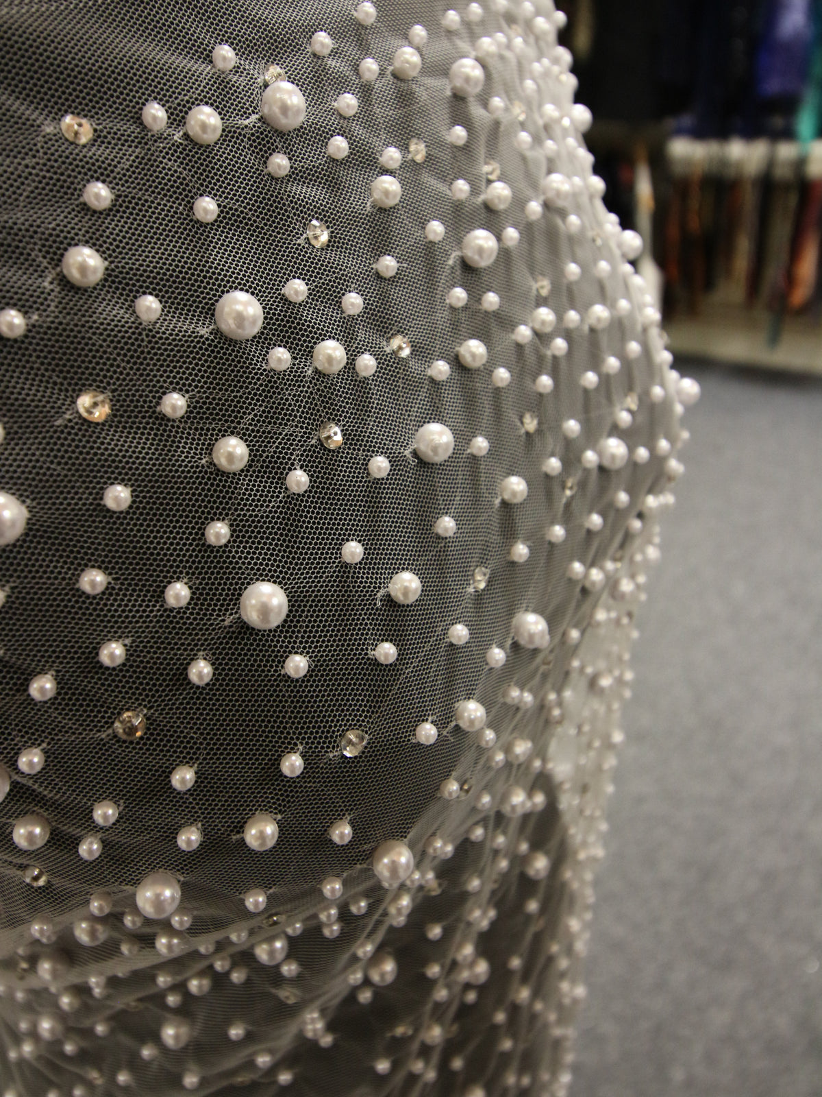 Champagne Pearl Tulle Maki