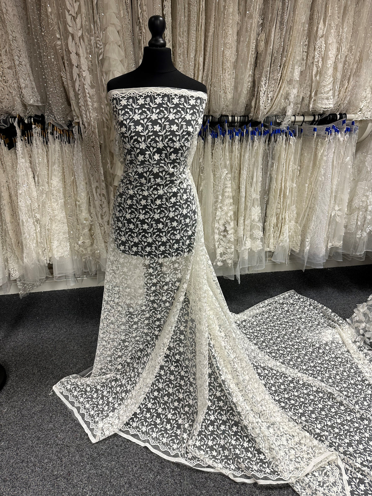 Ivory Embroidered Flower Lace - Lizzy