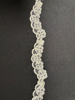 Ivory Corded Lace Trim - T 457 Unbeaded (CF)