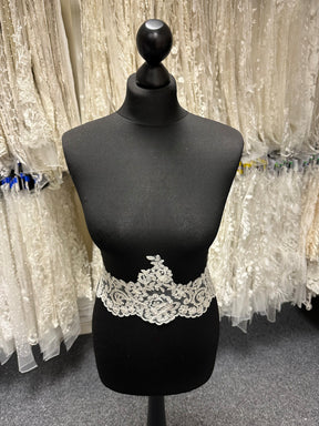 Ivory Beaded & Corded Lace Trim - Noisy