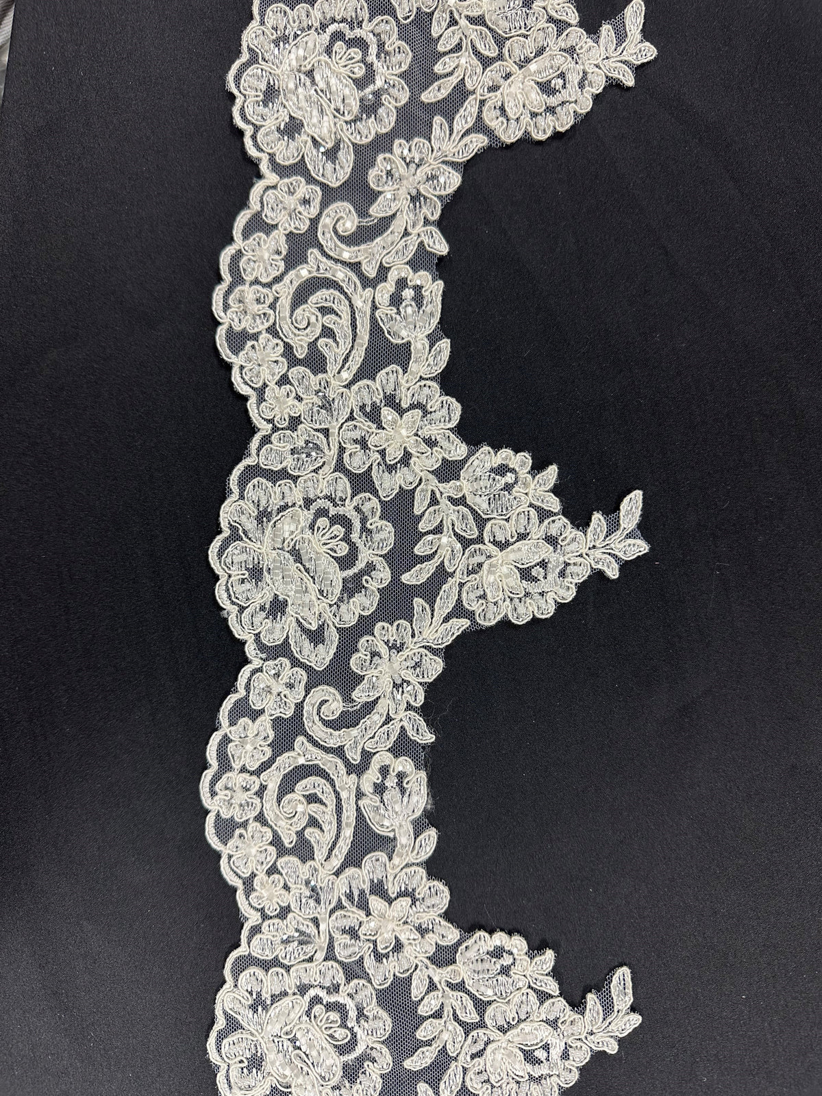 Ivory Beaded & Corded Lace Trim - Noisy