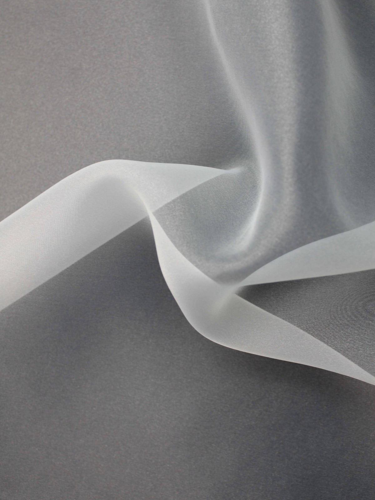 Ivory Poly Organza - P150