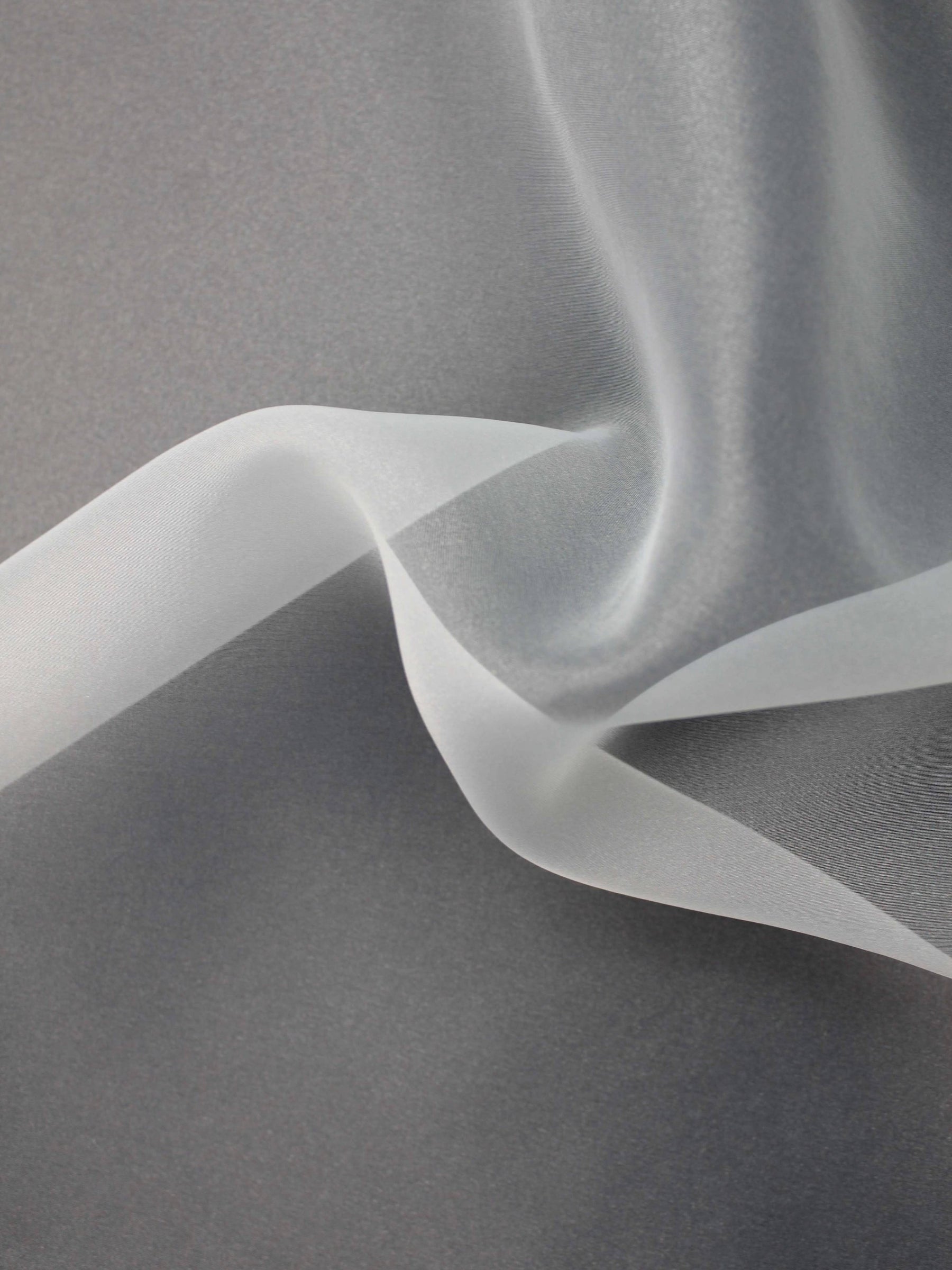 Ivory Poly Organza - P150