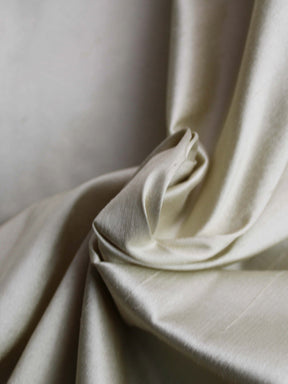 Pale Gold Silk Dupion 150cm - P402