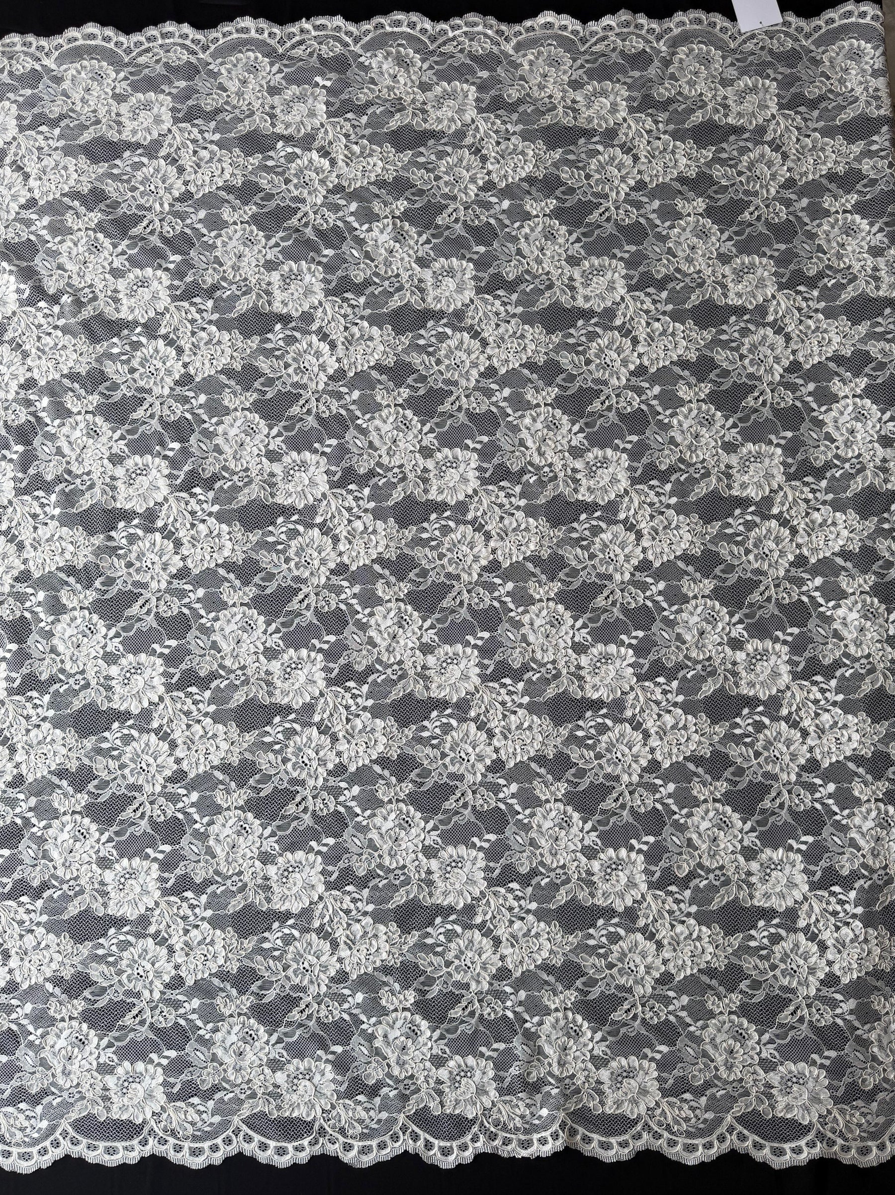 Ivory Corded Lace - P442