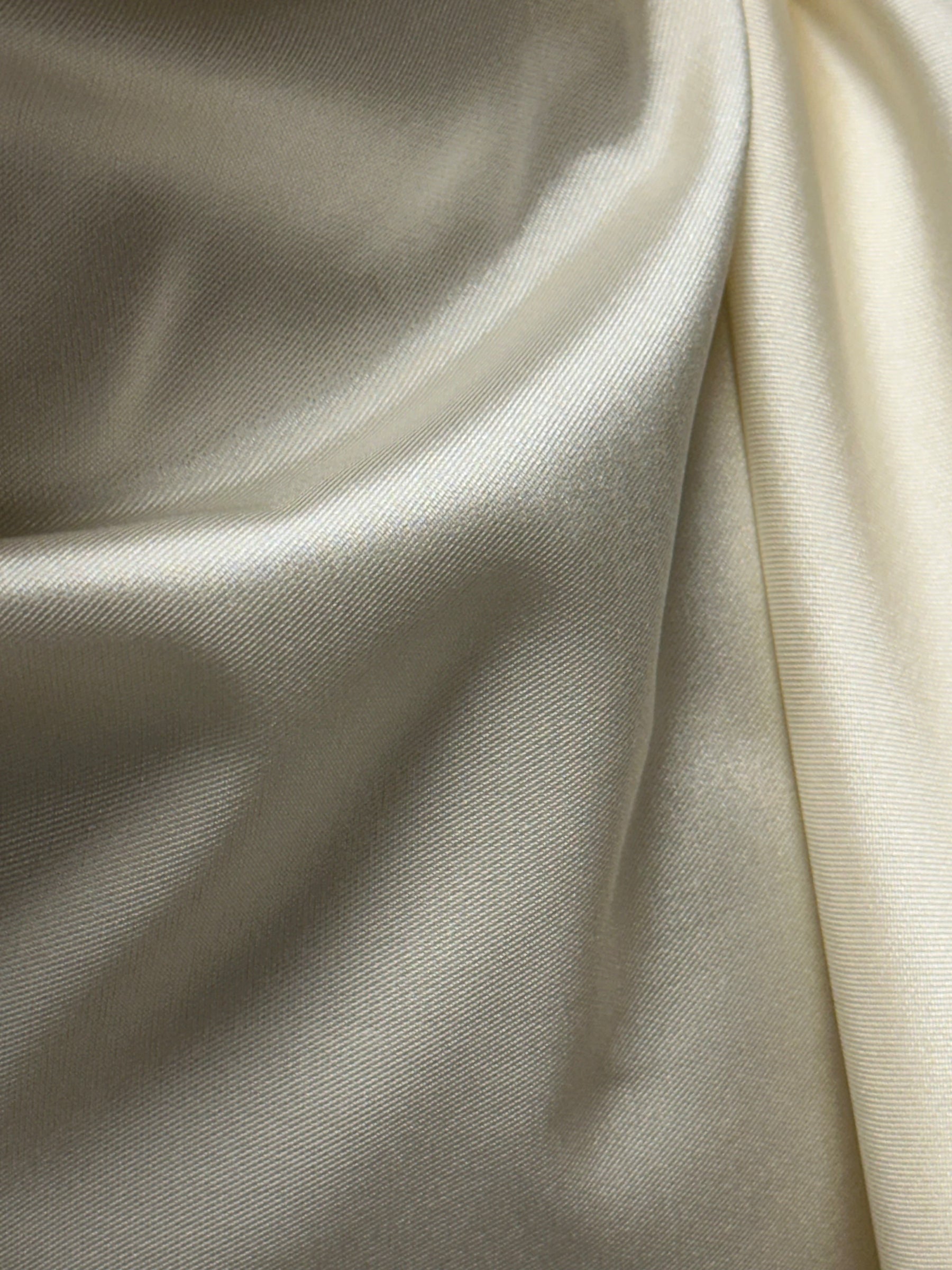Ivory Silk Blend Mikado - P596