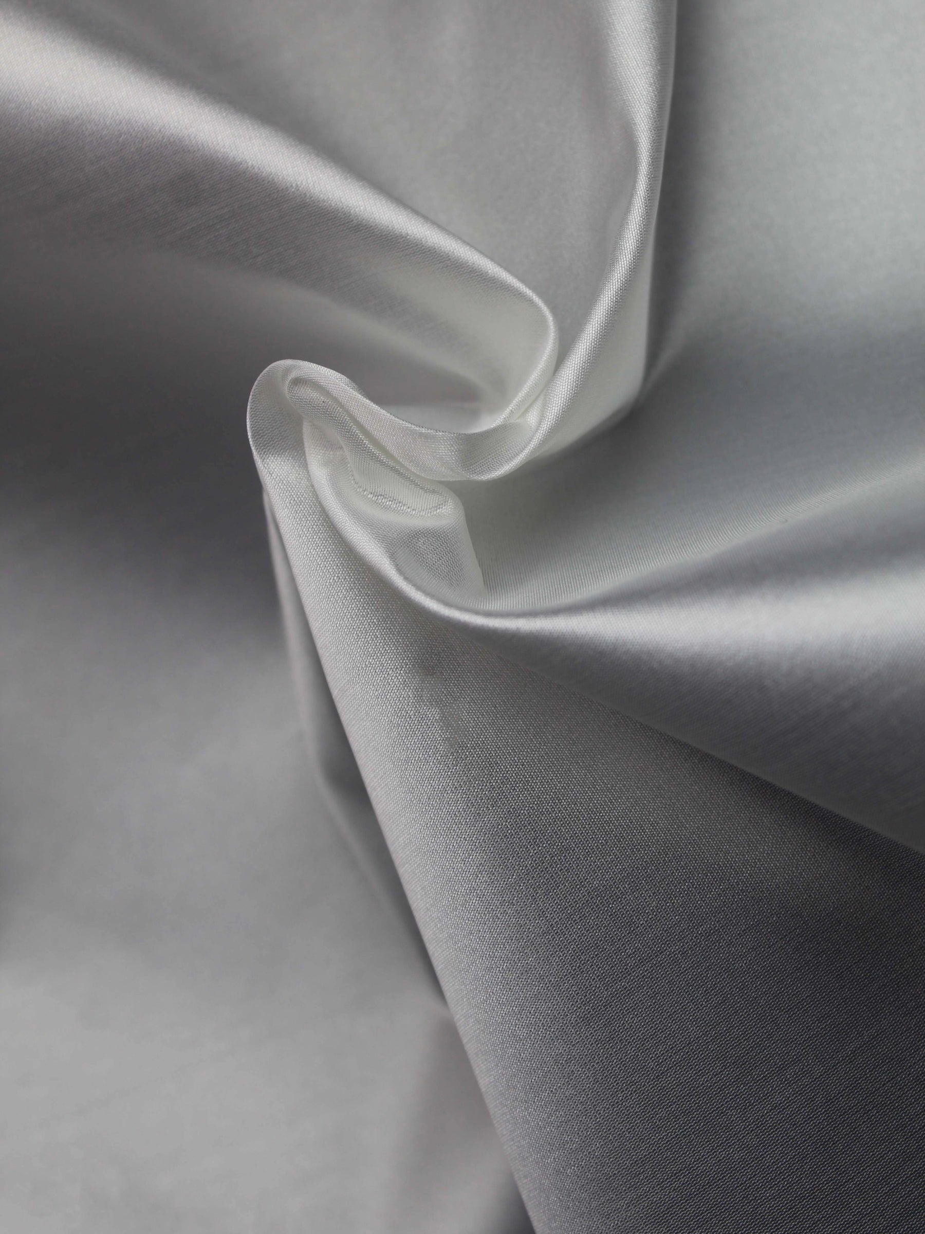 White Silk Blend Organza Taffeta - P607