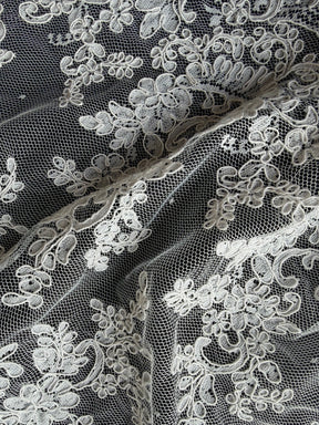 Ivory Corded Lace - P637