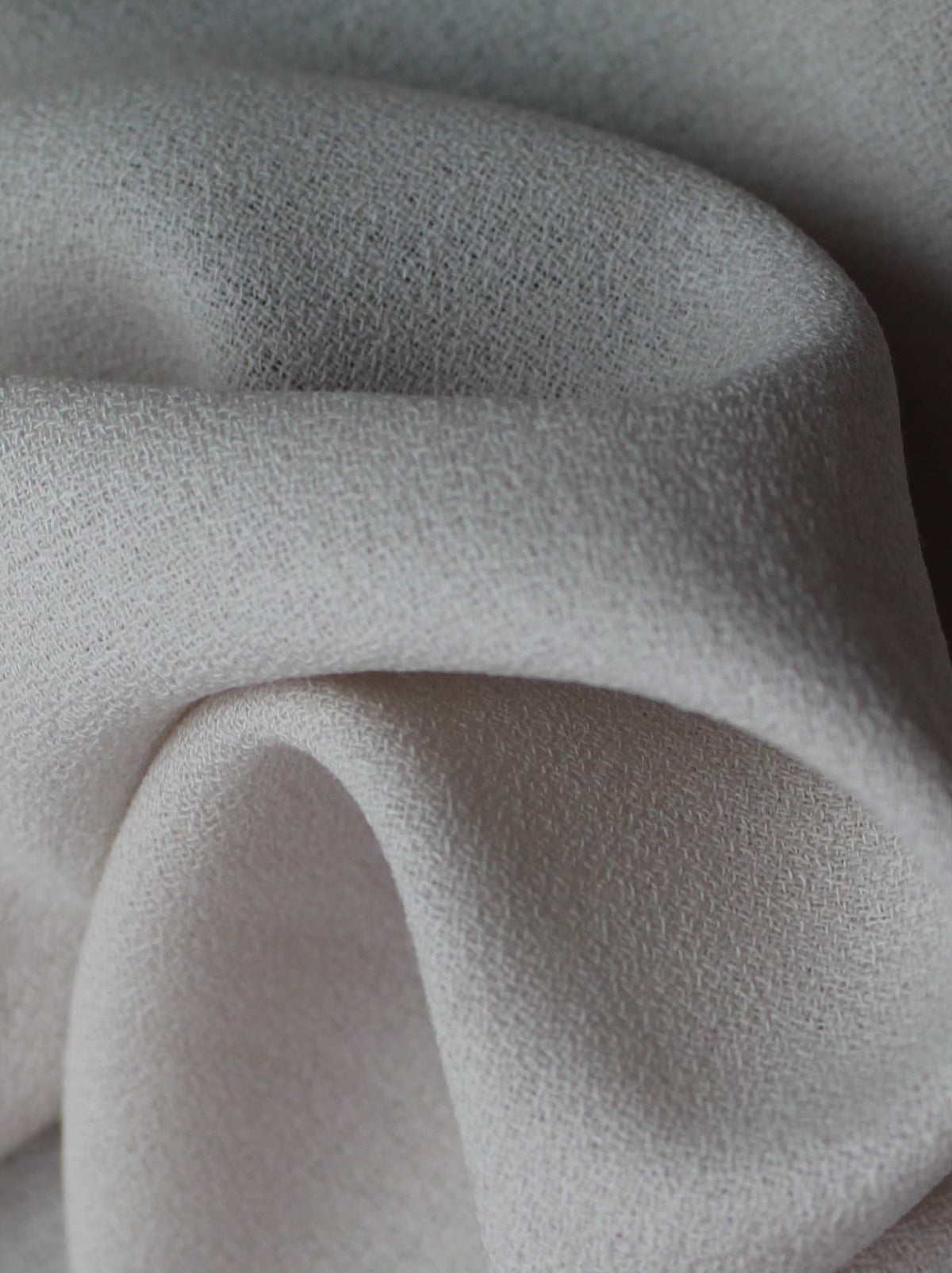 Dusky Pink Italian Wool Crepe - P640