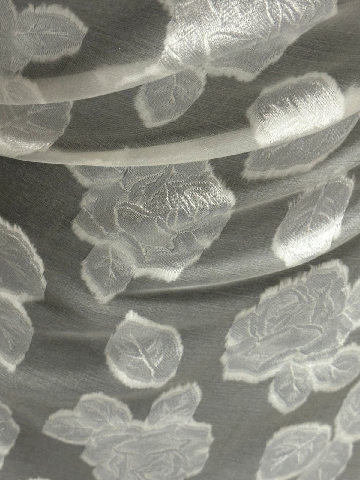 Ivory Italian Brocade - P661