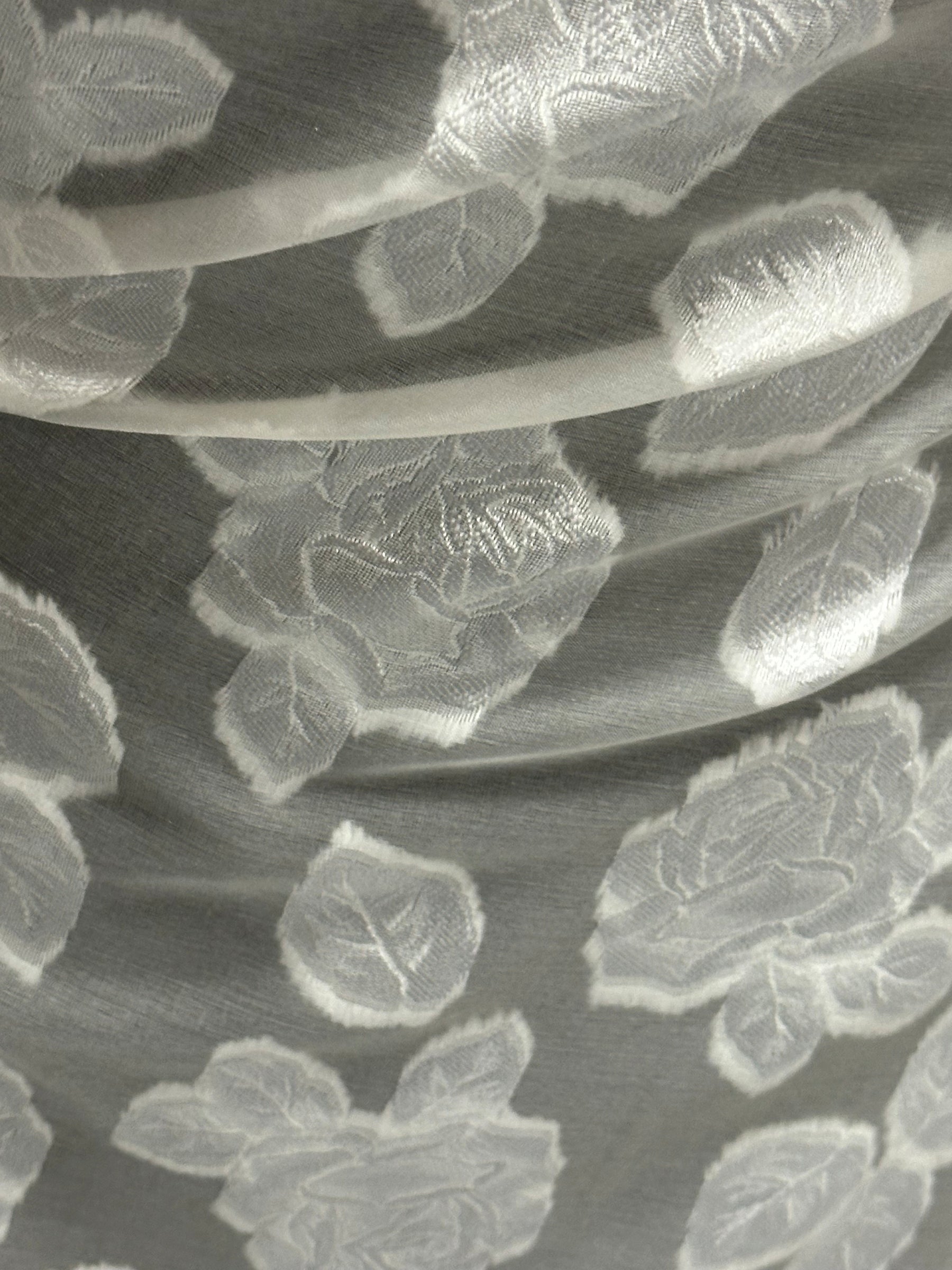 Ivory Italian Brocade - P661