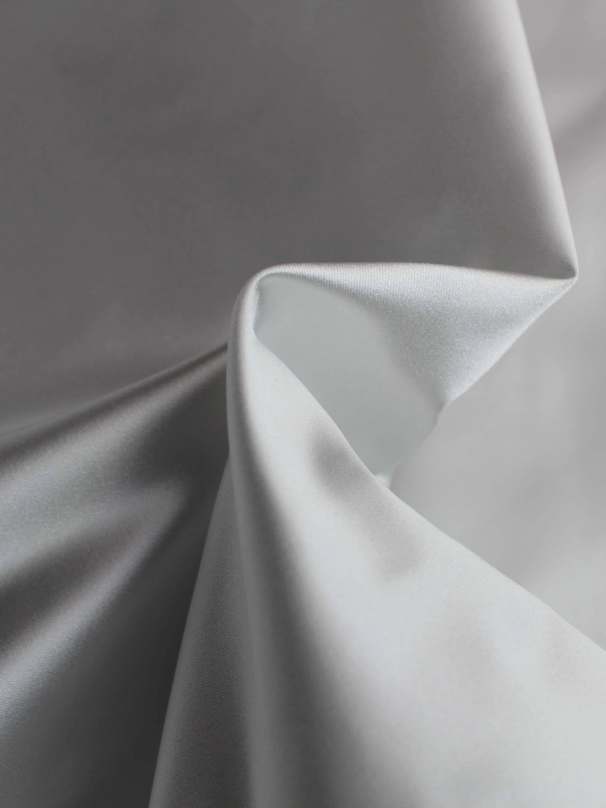 Pale Ivory Silk Blend Duchess Satin - P752
