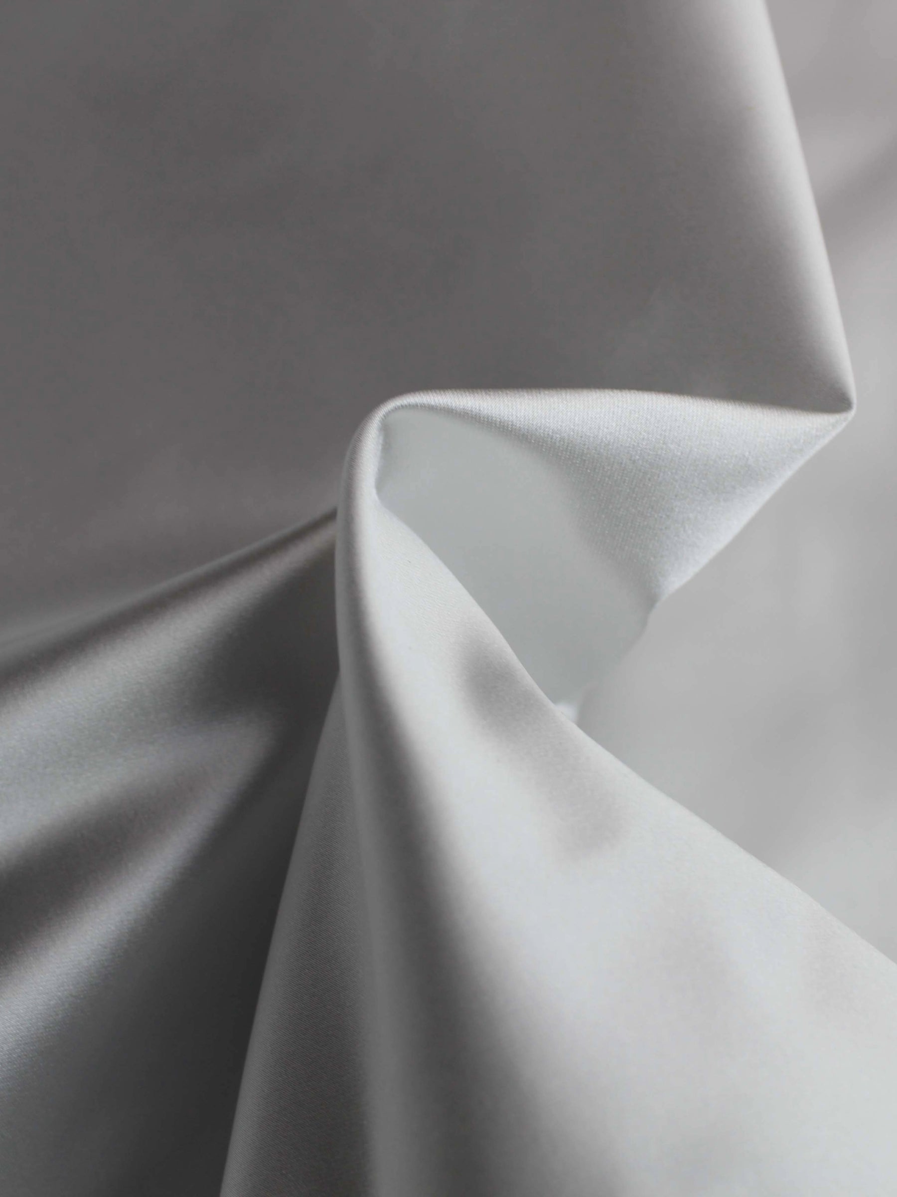 Pale Ivory Silk Blend Duchess Satin - P752