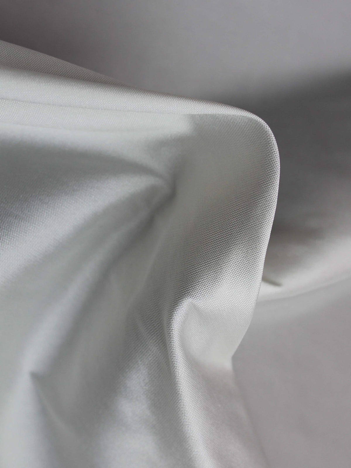 Ivory Polyester Taffeta - P75