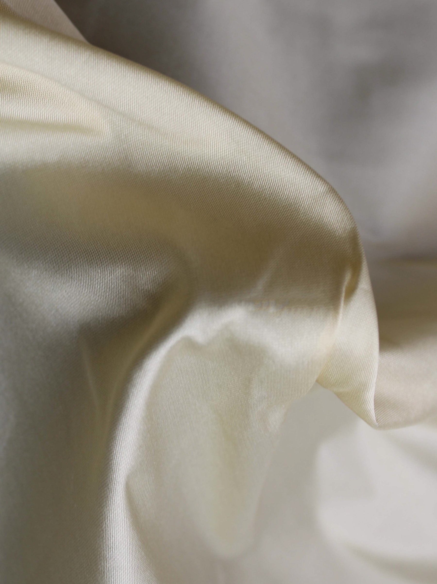 Magnolia Polyester Taffeta - P75
