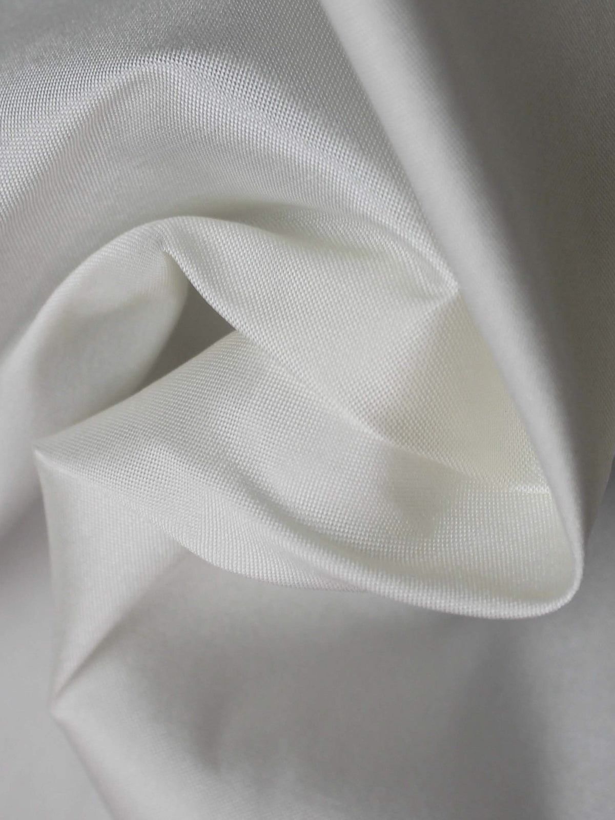 Pale Ivory Polyester Taffeta - P75