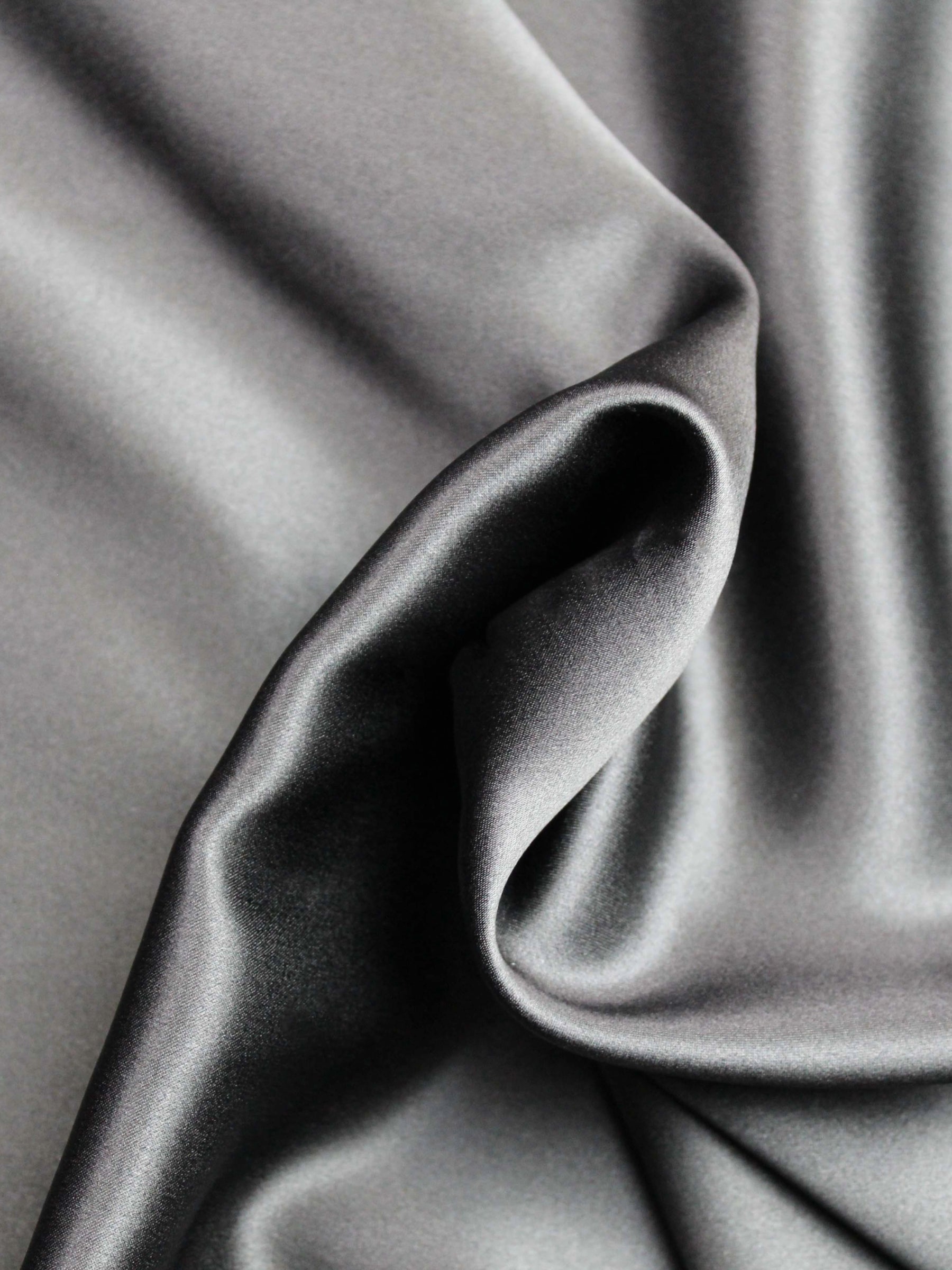 Black Silk Satin - P761