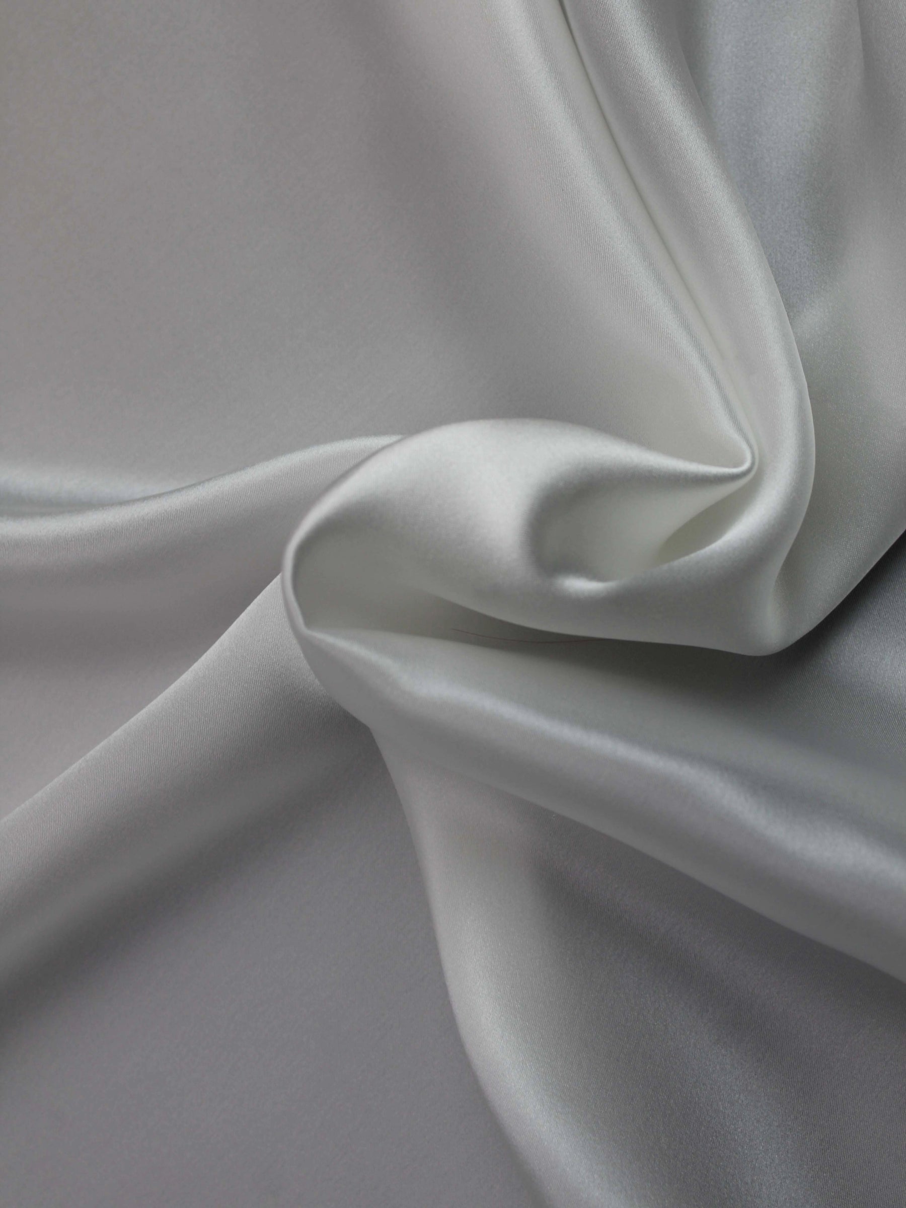White Silk Satin - P761