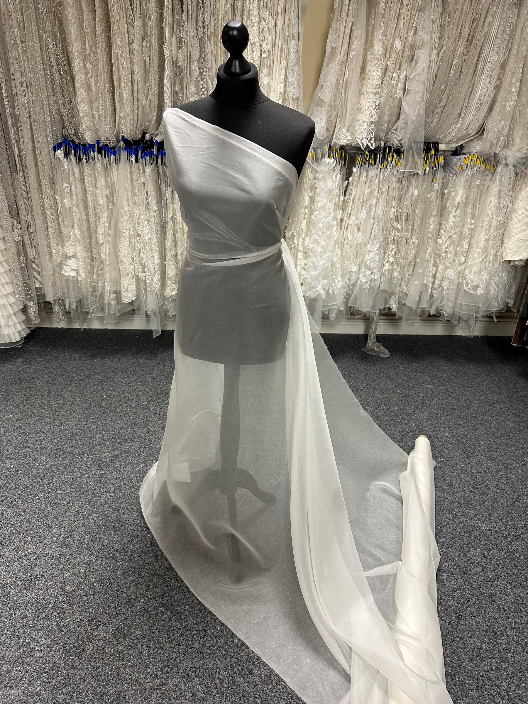 Pale Ivory Silk Organza - P769