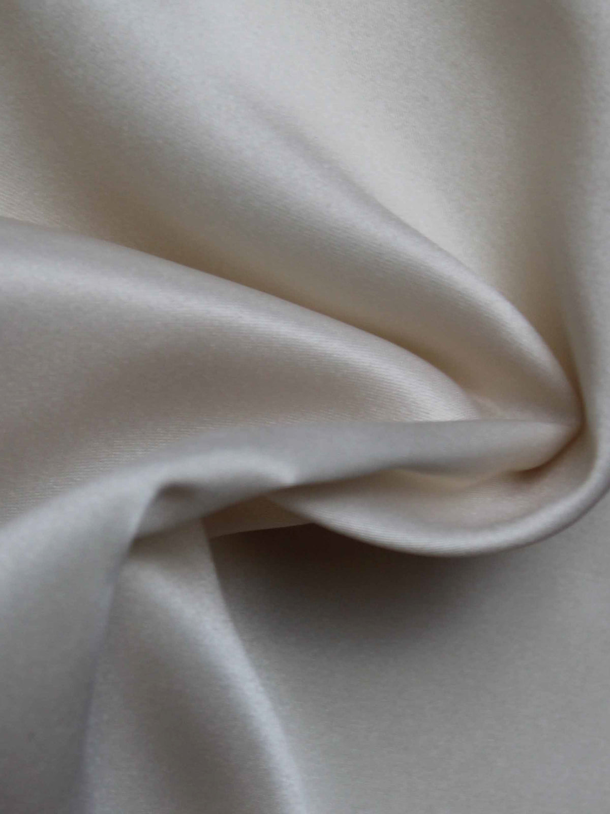 Champagne Polyester Soft Satin - Trust (P77)