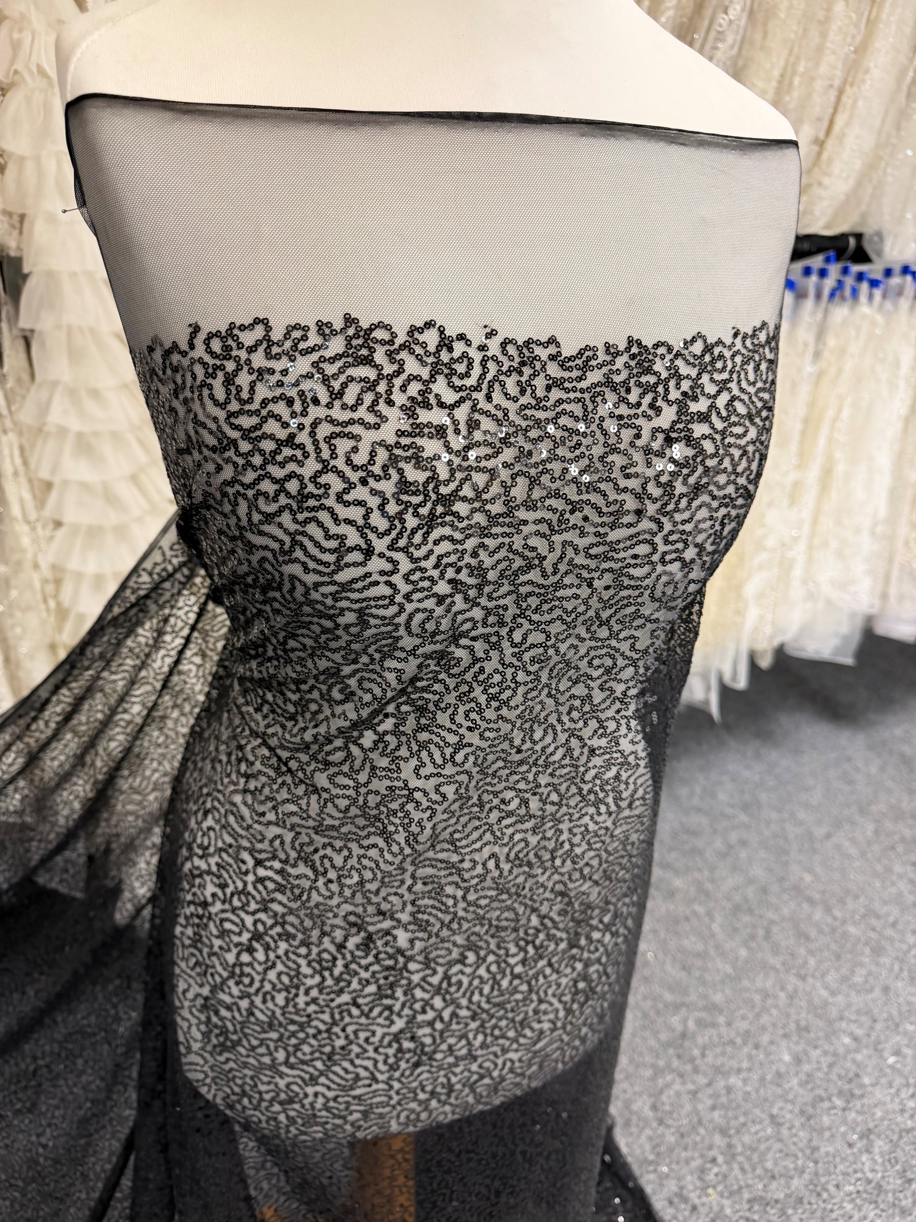 Black Sequin Lace - P913