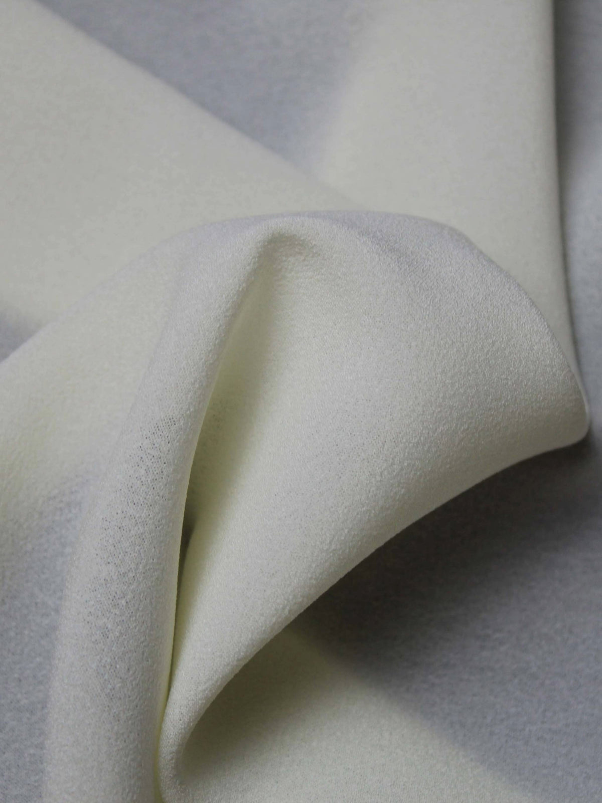 Champagne (151) Poly Georgette - P93